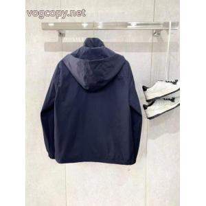 ブランド 偽物 通販ジャケットMONCLER冬の定番スタイル 大注目！ セレブ愛用　26新作