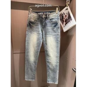 MONCLER大人気オリジナル 新作限定大人でお上品 超優秀ジーンズコピー ブランド 販売