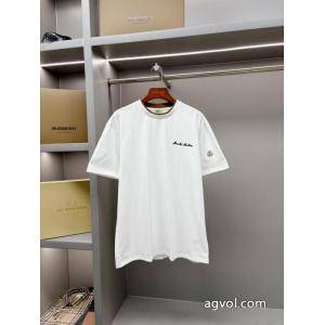 ホリデー限定 ロゴ入り新作  20262026の定番新品ブランド 偽物 激安半袖TシャツMONCLER