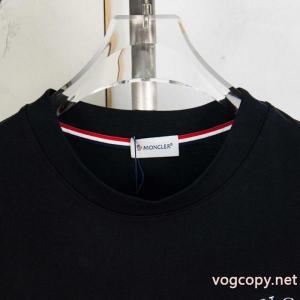 MONCLERコピー 品 ブランド赤字超特価安い 個性派  値下げ半袖Tシャツ