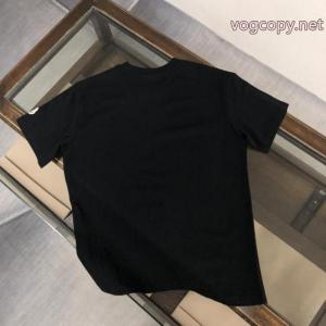 ブランド コピー s 級最安価格新品 安心の激安通販 今GETしたいMONCLER半袖Tシャツ