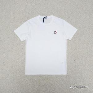 ブランド 偽物 激安ファッションの最先端！ 定番の魅力 大人の個性を。 半袖TシャツMONCLER