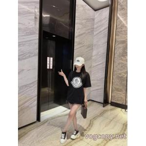 半袖TシャツMONCLERコピー 通販様々なシーンに 個性派 大人気商品セール