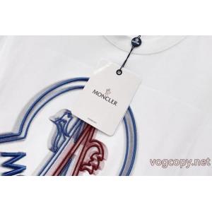 ブランド コピー  半袖TシャツMONCLER大人っぼい 魅力たっぷり逸品 夏限定
