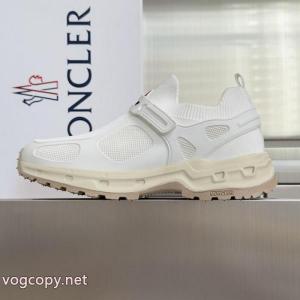     スーパー コピー 安心MONCLER抜群な新鮮度 都会的な印象のスタイル リラックススタイルが実現..