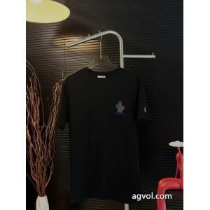 ブランド スーパー コピーMONCLER最新作期間限定セール 超人気*入手困難 魅力的半袖Tシャツ