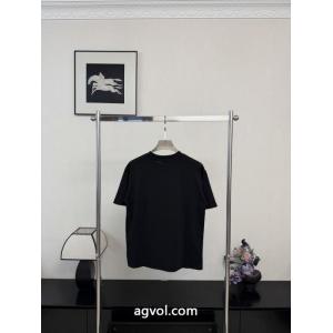 スーパー コピー 通販超一流のブランド デザイン性の高い 毎シーズン人気が高いMONCLER半袖Tシャツ