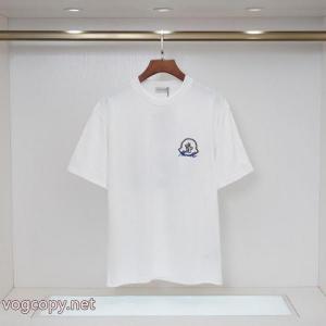 春先に重宝 即日発送 超人気モデル入荷MONCLERコピー ブランド 優良半袖Tシャツ