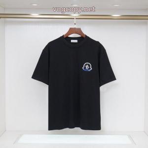 春先に重宝 即日発送 超人気モデル入荷MONCLERコピー ブランド 優良半袖Tシャツ