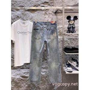清潔感の高い新品 年末年始はセール 絶対安いですジーンズMONCLERブランド 激安