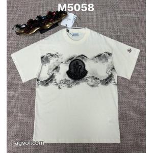 半袖Tシャツ最前線に注目 様々なシーンに セールで嬉しい入荷MONCLERコピー 商品 通販