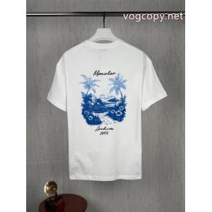ブランド コピーMONCLERモードな逸品 即発送最新作！ 快適な着心地半袖Tシャツ