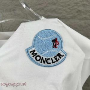 MONCLER再入荷が嬉しい2026 海外セレブが注目アイテム 見つけてほしい一品半袖Tシャツブランド 偽物