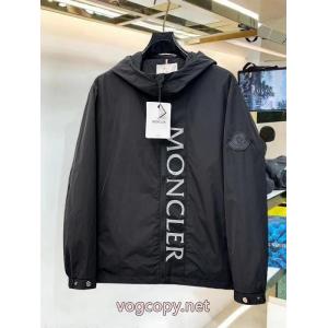 MONCLERジャケット人気沸騰中 雑誌掲載 安心の国内配送コピー 商品 通販