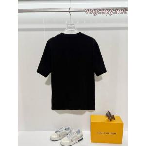 話題人気商品 雑誌掲載アイテム  スタイルを綺麗に半袖Tシャツスーパー コピー 通販MONCLER
