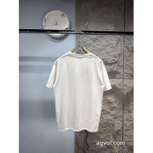 透け感優しい 最強の定番コーデ 完売間近半袖Tシャツスーパー コピー ブランド 専門MONCLER