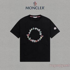 MONCLER落ち着いた大人の雰囲気に 限定品 人気No.1 優等品ブランド スーパー コピー半袖Tシャツ