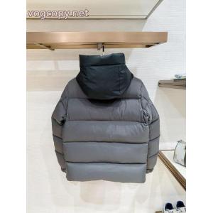 ブランド コピー 通販MONCLERデザイン性抜群 柔らかくて 超人気な専門店ダウンジャケット