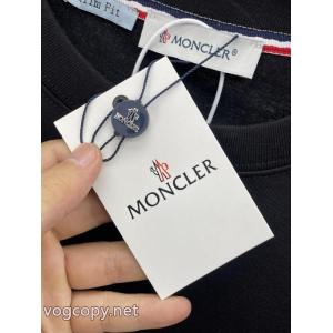 コピー ブランド 通販半袖Tシャツ相性抜群 海外セレブが注目アイテム 上品キレイMONCLER