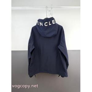 MONCLER今年新作登場 カラバリ豊富 大人の魅力ジャケットブランド フェイク