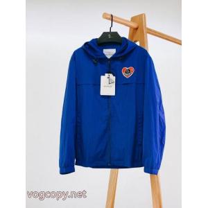 MONCLERジャケット魅力ファッション 安心感に溢れる 色豊富ブランド コピー 通販