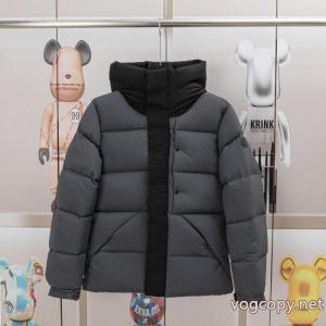 ブランド コピー 安心ダウンジャケット高品質限定アイテム 冬限定 価格帯が魅力的MONCLER