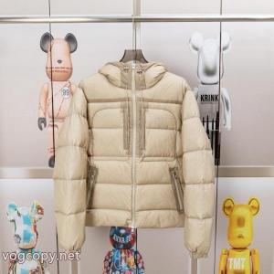 ダウンジャケット偽 ブランド 販売海外限定評価いい 肌寒い季節に欠かせない 高級感溢るMONCLER