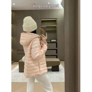 激安 ブランド 通販ダウンジャケット優秀なアイテム 完売間近 トレンド感満点にMONCLER