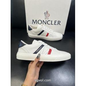 スニーカーコピー ブランド 優良MONCLER2026秋冬新作 トップスからチラ見える安心 格上げ！..