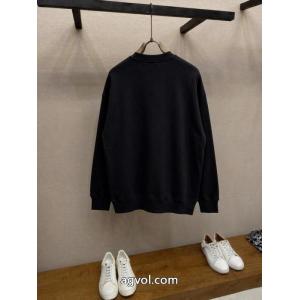 MONCLER完売間近 一番素敵 雑誌掲載 こだわり高級パーカーブランド コピー 品