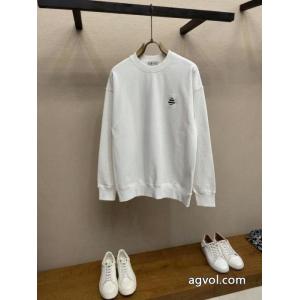 MONCLER完売間近 一番素敵 雑誌掲載 こだわり高級パーカーブランド コピー 品