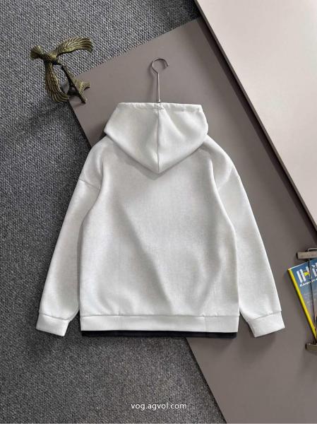 パーカー最終セール魅力的な新作スーパー コピー 通販MONCLER 2