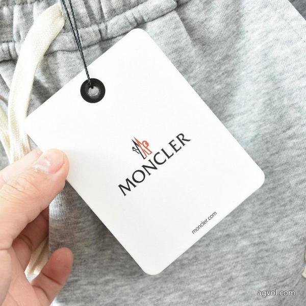 偽物 通販 MONCLER抜け感のある冬着物最旬のスタイルスラックス 1