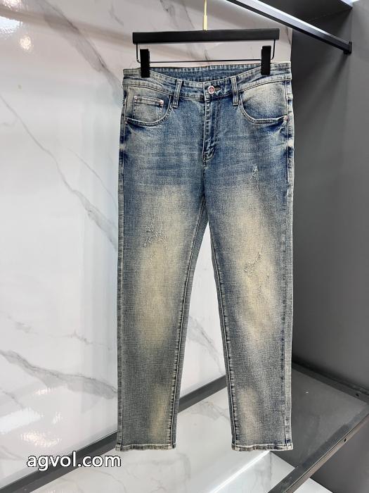 根強い人気定番商品限定特大セールMONCLER偽物 ブランドジーンズ 1
