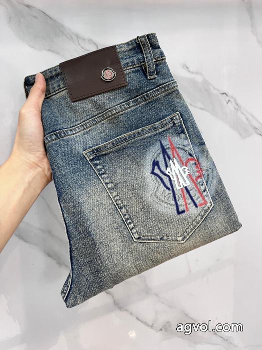 根強い人気定番商品限定特大セールMONCLER偽物 ブランドジーンズ 2