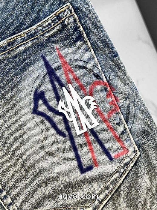 根強い人気定番商品限定特大セールMONCLER偽物 ブランドジーンズ 5