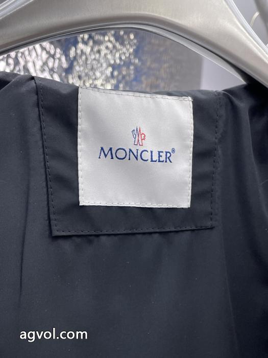 ブランド 激安 MONCLER秋冬シーズン継続トレンド新着早い者勝ちジャケット 5