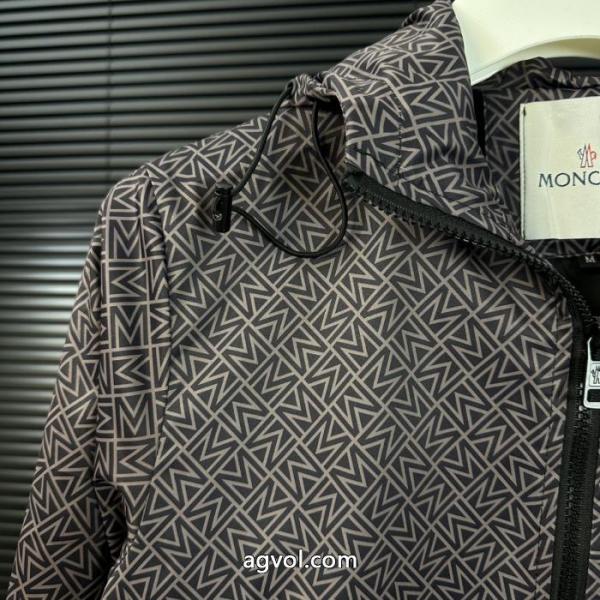 Moncler蒙口連帽パーカージャケット 4