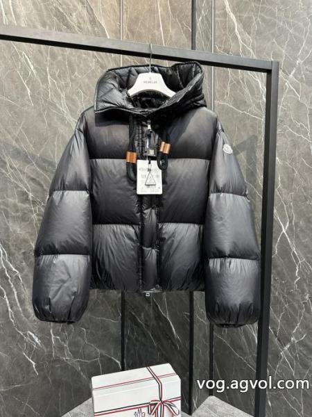 プレミアムダウンMoncler Boreyレディース2 in 1ショートダウンジャケット 0 