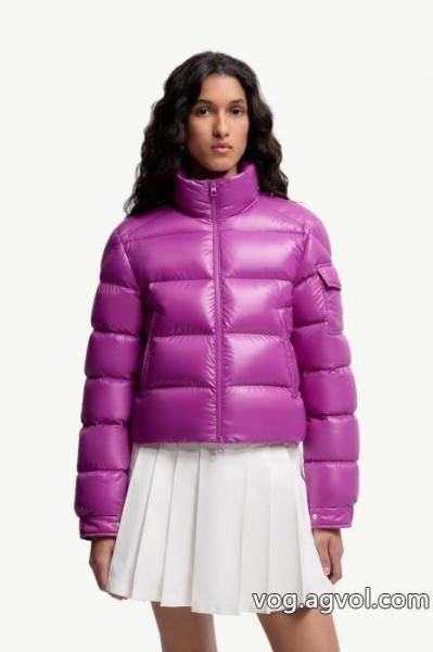 MonclerモンクペトラPetra女史短丈グースダウン詰め襟厚手のパン服ダウンジャケットです 0