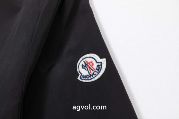 コピー 商品 販売ジャケット大人気商品希少限定MONCLER 4