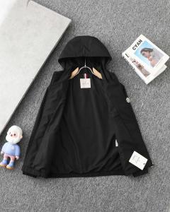 コピー ブランド 通販MONCLERジャケット完売間近存在感大