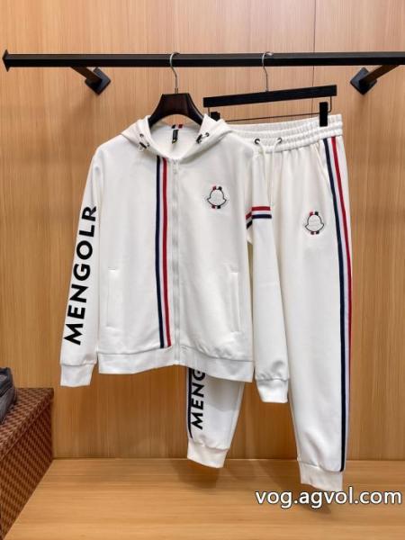 MONCLER2025秋冬大人気人気確定 セットブランド 品 コピー 0