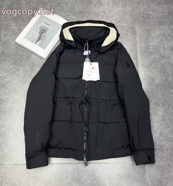 ブランド コピー 着払いMONCLERダウンジャケット日本未入荷高級素材尊い逸品 1