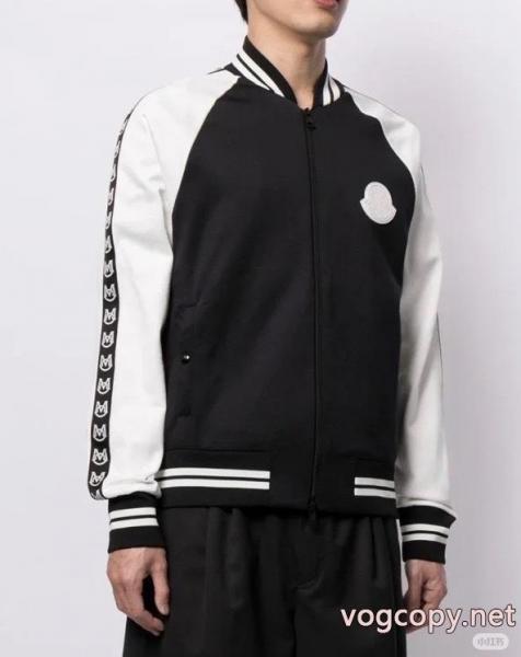 高品質MONCLERの新秋冬メンズコートファッションに色をぶつけた男性コート 1