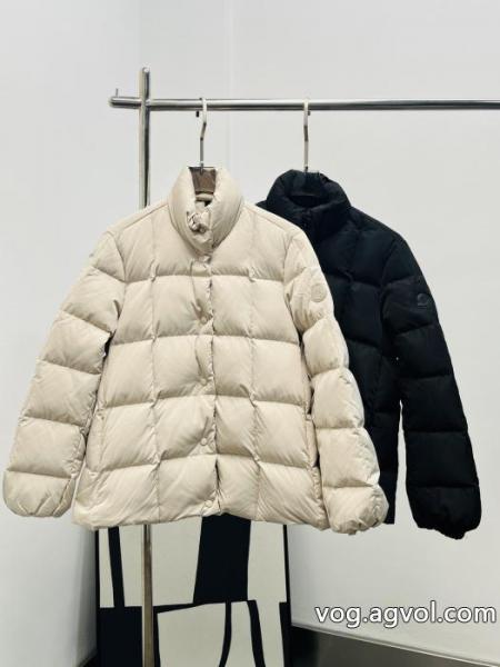 moncler早秋の新作立ち襟ダウンジャケット 0 