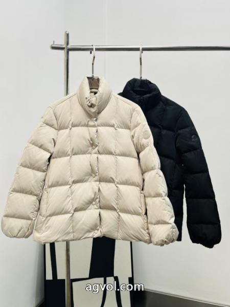 moncler早秋の新作立ち襟ダウンジャケット 5 