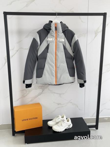 2025秋冬の流行りの新品 最新作即発 冬秋物先行発売 MONCLERブランド コピー 専門店ダウンジャケット 6