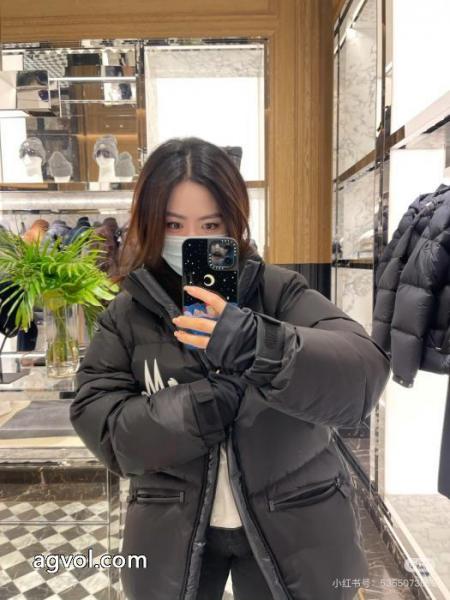 激安 ブランドダウンジャケット新作セール価格でゲット 相性の良い 破格の激安セールMONCLER 3