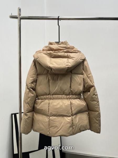 ダウンジャケット期間限定SALE 送料込み 希少品 人気セール高品質MONCLERスーパー コピー 安心 3